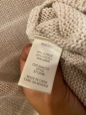 Light Beige Women’s Knit Sweater - Classic Lightweight Pullover